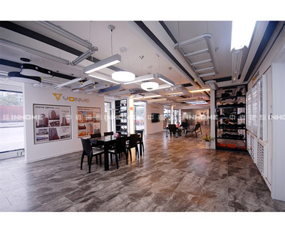 揚業(yè)電器旗艦店